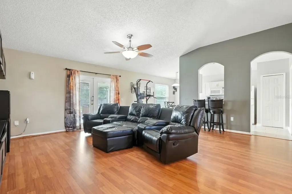 3154 Lynnhaven Street Deltona FL 32738