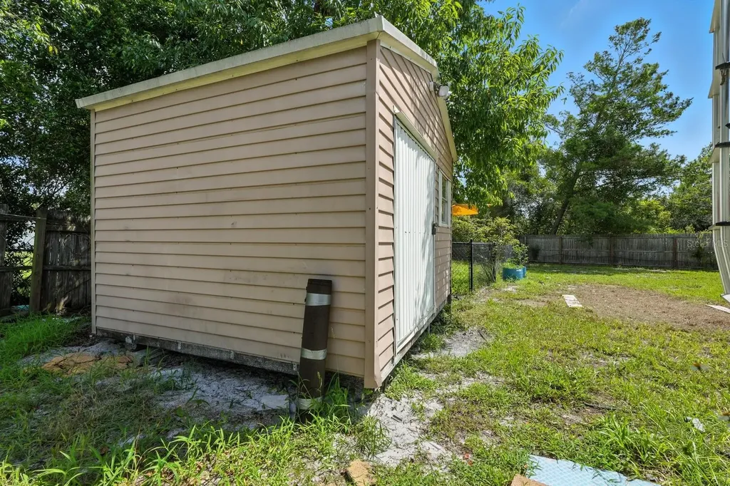3154 Lynnhaven Street Deltona FL 32738