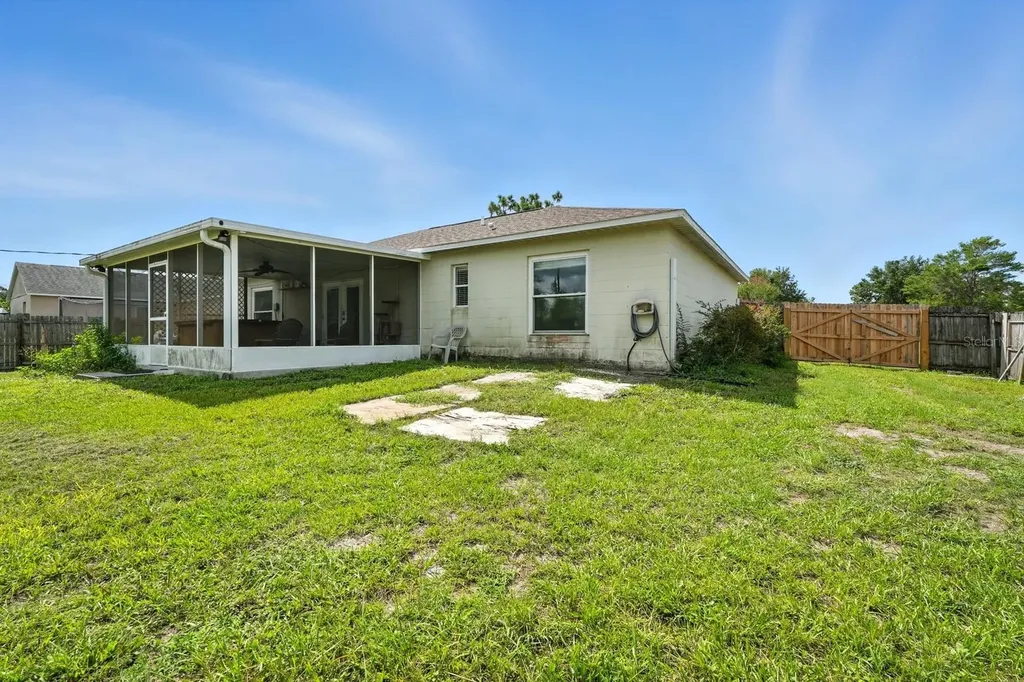 3154 Lynnhaven Street Deltona FL 32738