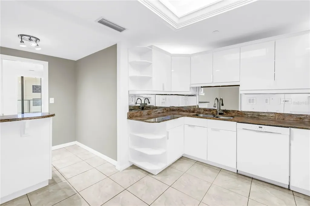 1 Beach Drive SE St Petersburg FL 33701