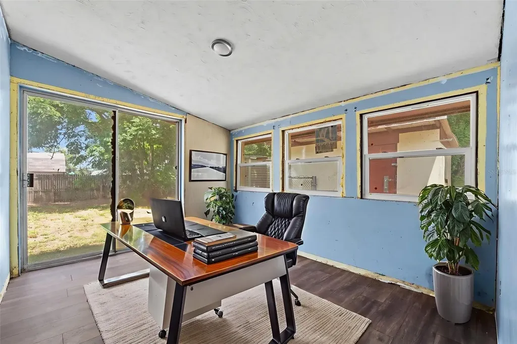 330 W 4th Street Frostproof FL 33843