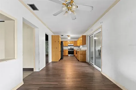 330 W 4th Street Frostproof FL 33843