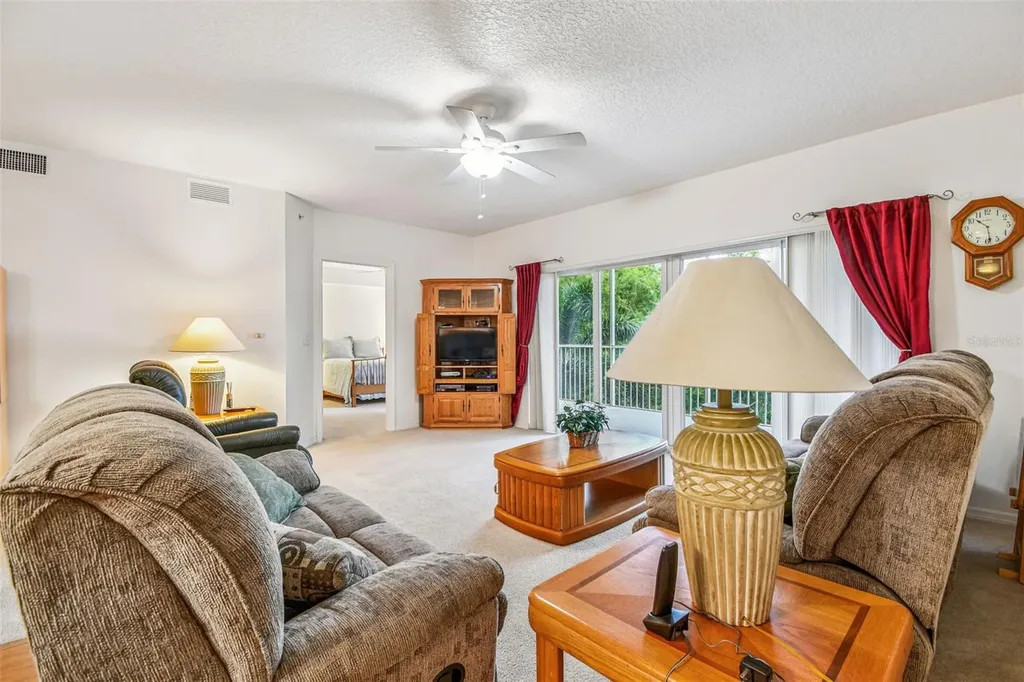 960 Starkey Road Largo FL 33771