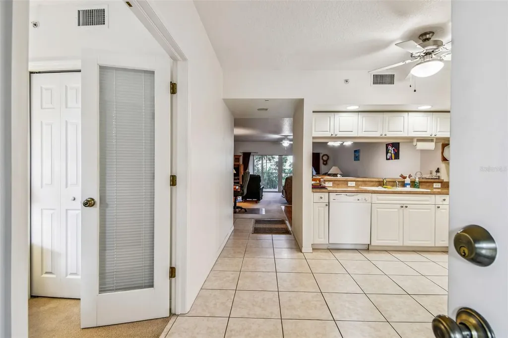 960 Starkey Road Largo FL 33771
