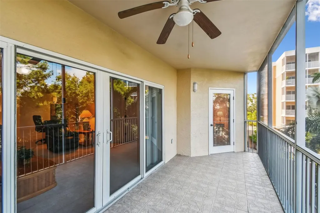 960 Starkey Road Largo FL 33771