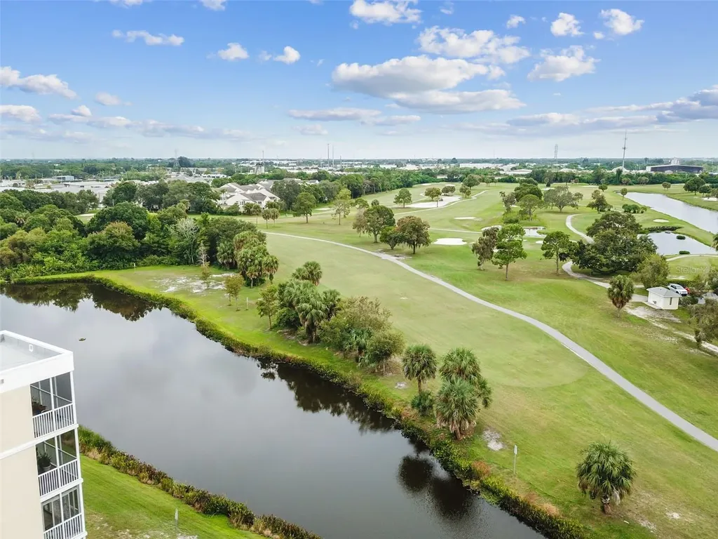960 Starkey Road Largo FL 33771