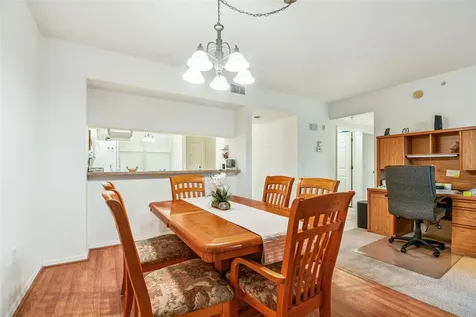 960 Starkey Road Largo FL 33771