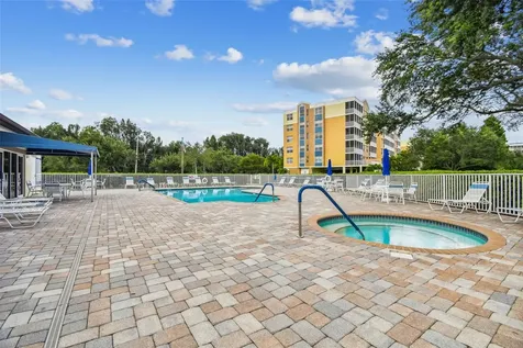 960 Starkey Road Largo FL 33771