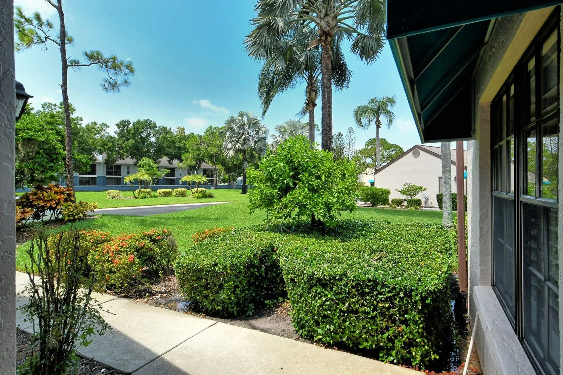 6041 Clubside Drive Sarasota FL 34243
