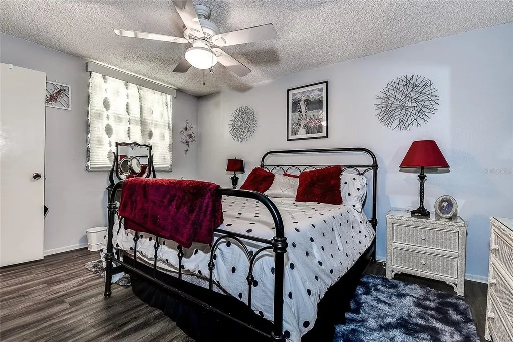 118 Pinehurst Drive Bradenton FL 34210