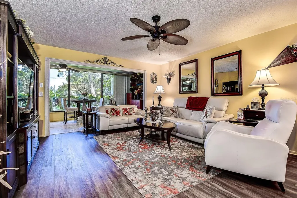 118 Pinehurst Drive Bradenton FL 34210