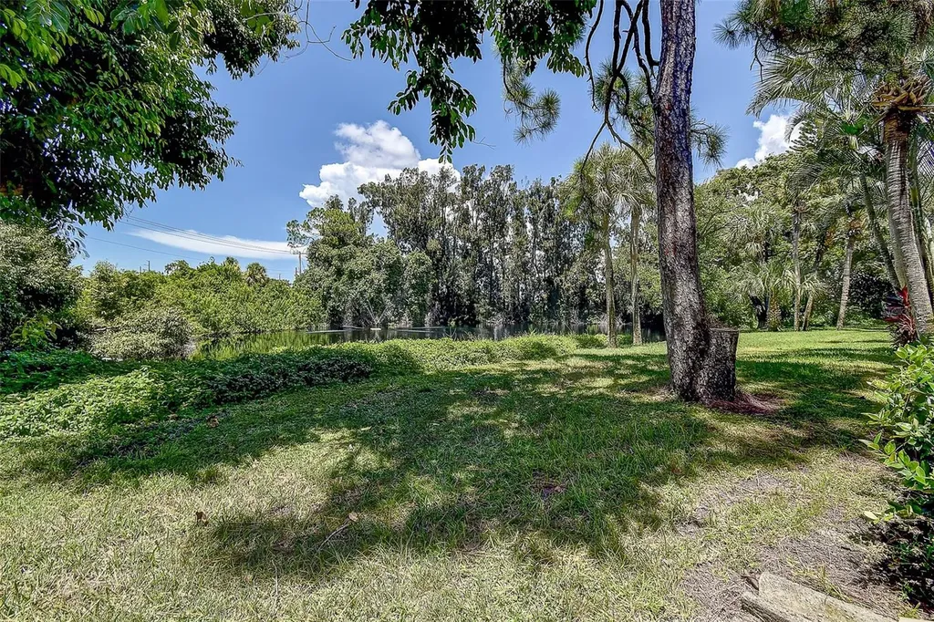 118 Pinehurst Drive Bradenton FL 34210