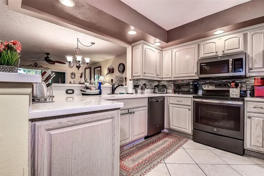 118 Pinehurst Drive Bradenton FL 34210