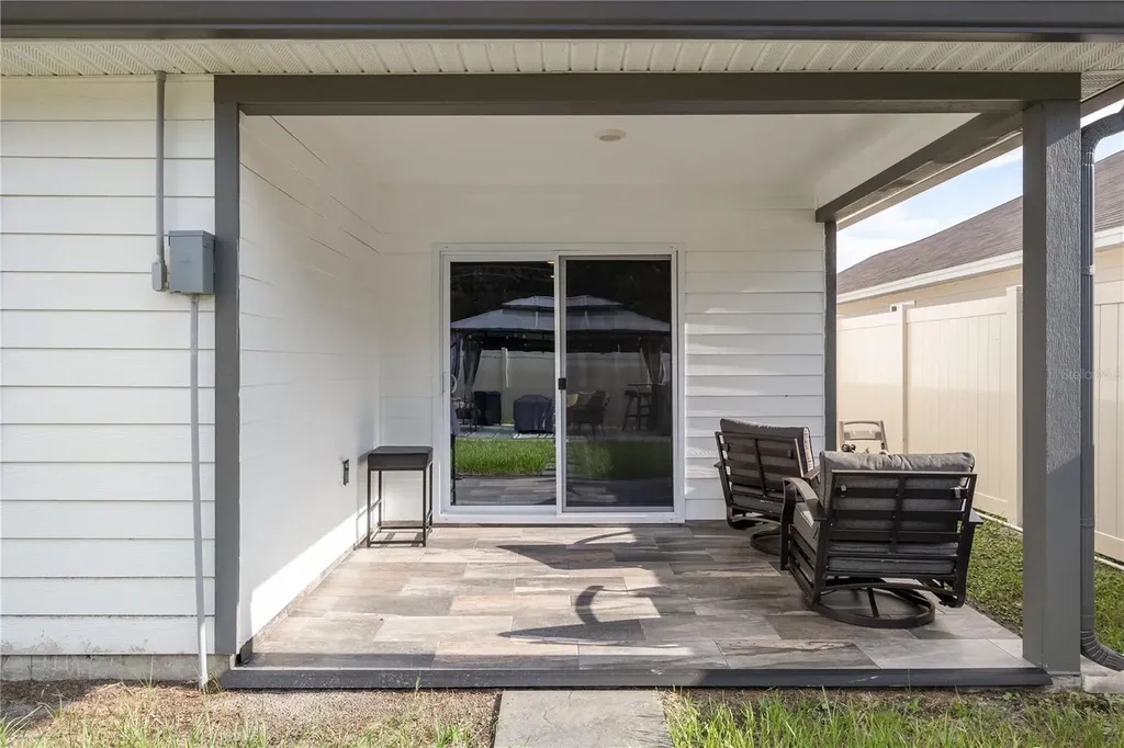 24596 NW 23rd Lane Newberry FL 32669