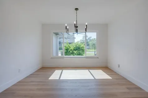 4098 Beach Drive SE St Petersburg FL 33705