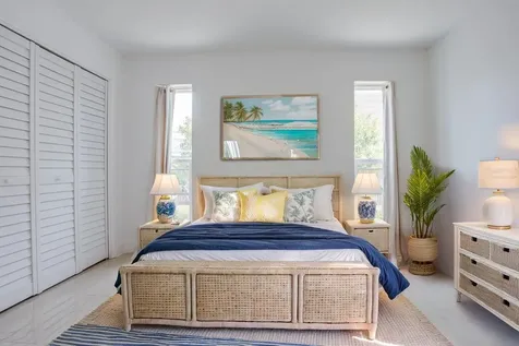 4098 Beach Drive SE St Petersburg FL 33705