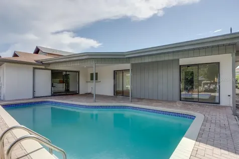 4098 Beach Drive SE St Petersburg FL 33705