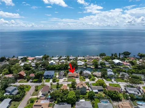 4098 Beach Drive SE St Petersburg FL 33705