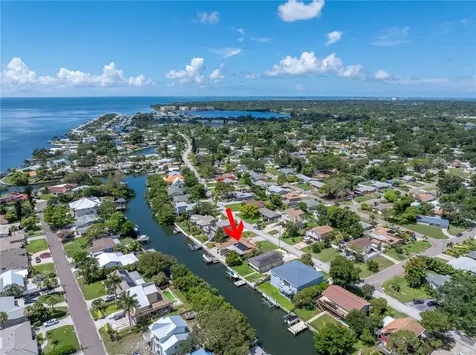 4098 Beach Drive SE St Petersburg FL 33705