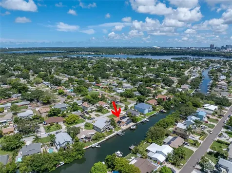 4098 Beach Drive SE St Petersburg FL 33705