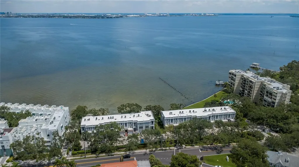 5010 Bayshore Boulevard Tampa FL 33611