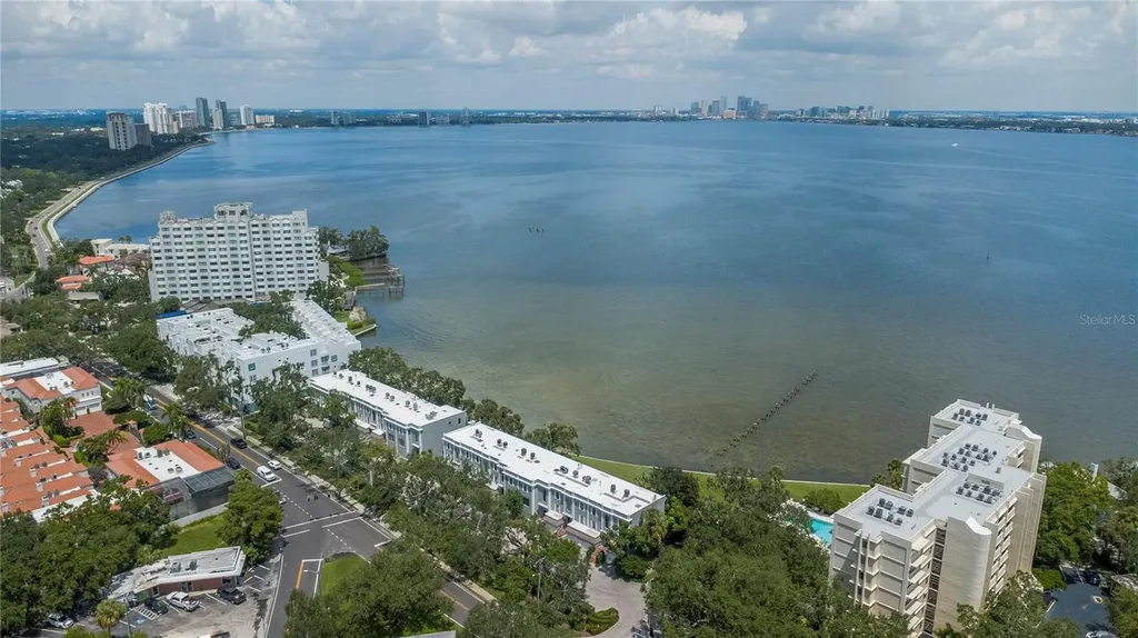 5010 Bayshore Boulevard Tampa FL 33611