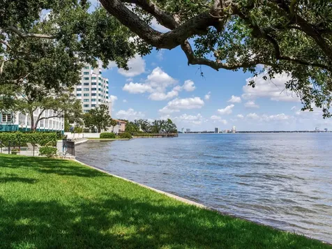5010 Bayshore Boulevard Tampa FL 33611