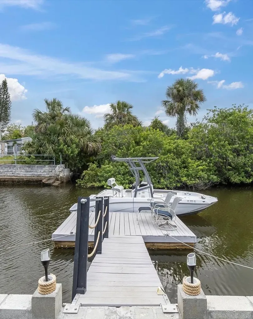 13230 Jacaranda Lane Hudson FL 34667