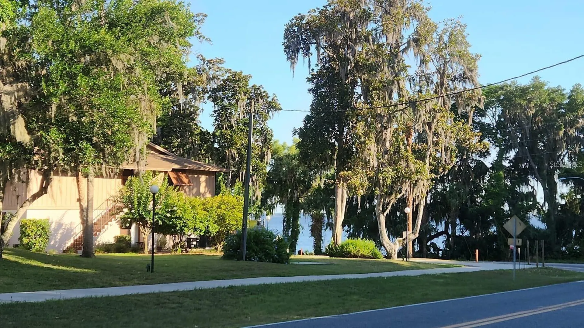 190 Hickory Woods Court Deltona FL 32725