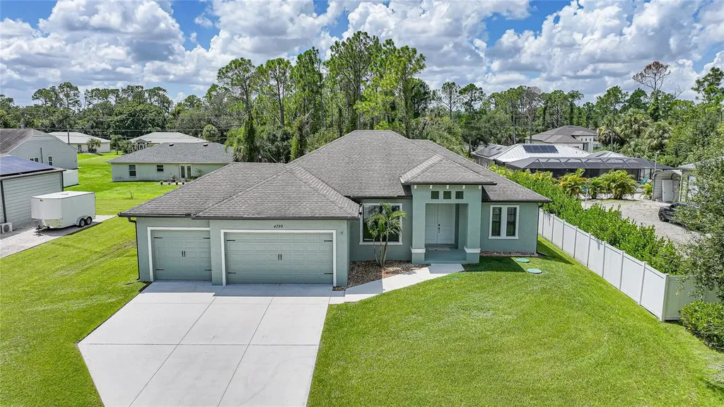 4399 Glordano Avenue North Port FL 34286