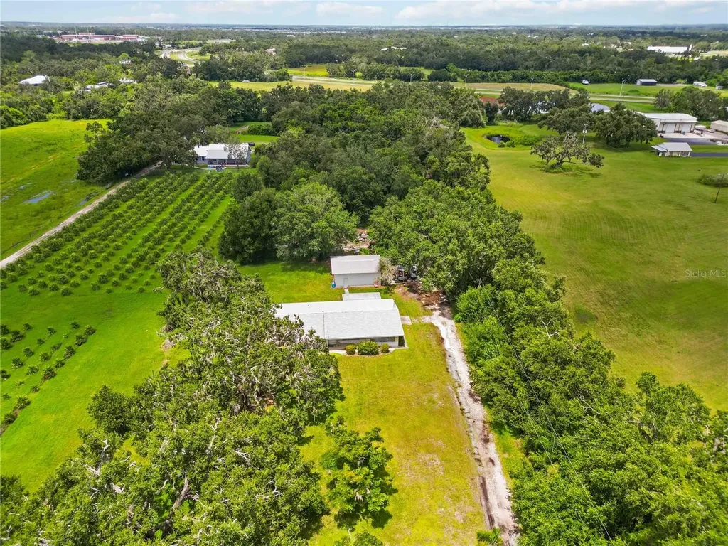 11880 Us Highway 301 N Parrish FL 34219