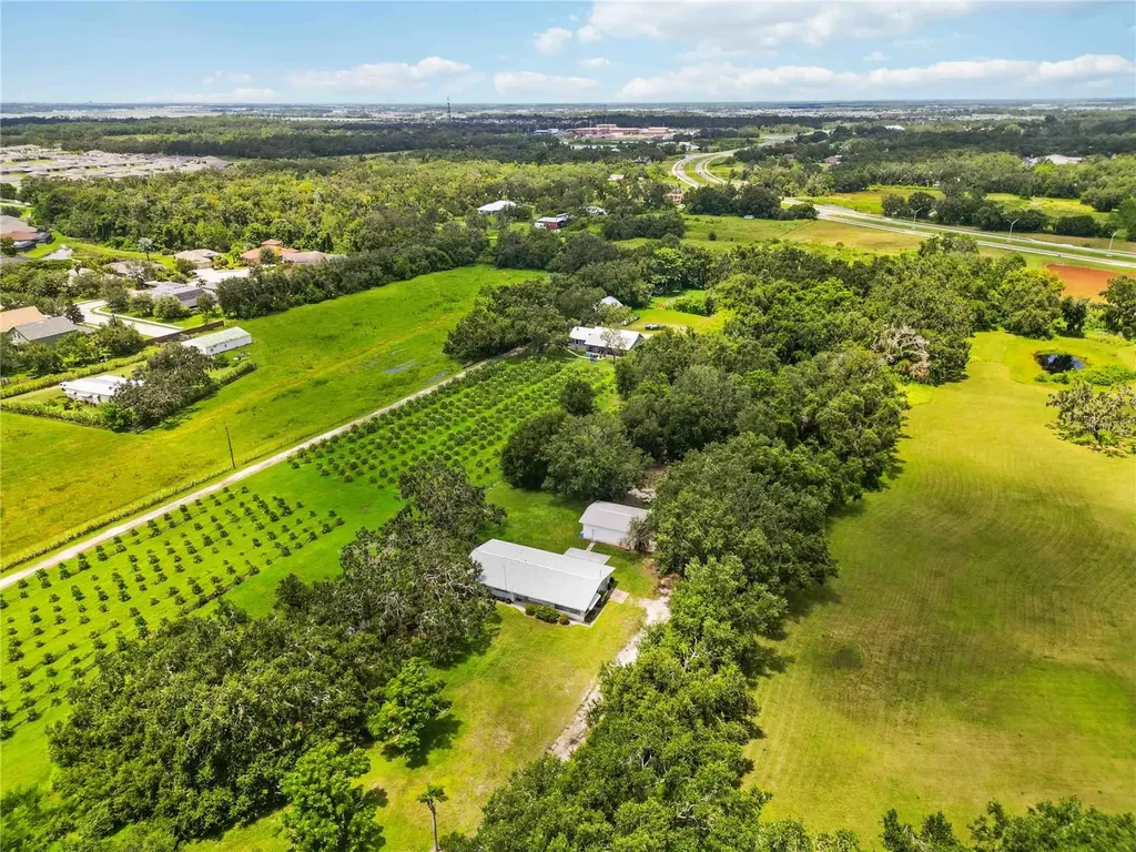 11880 Us Highway 301 N Parrish FL 34219