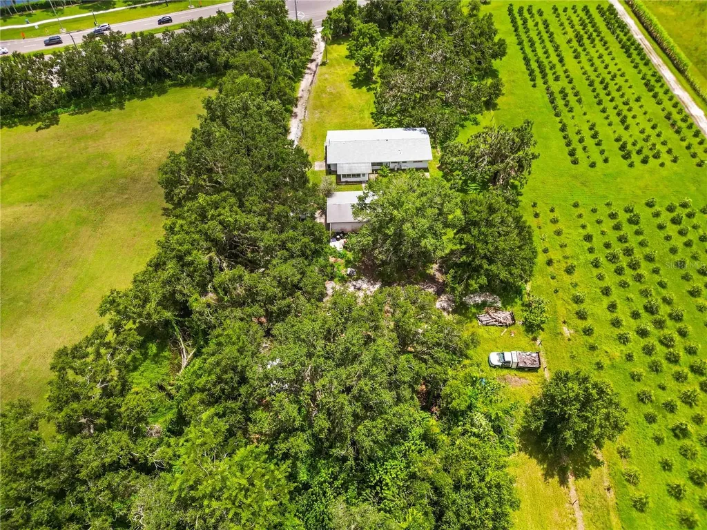 11880 Us Highway 301 N Parrish FL 34219