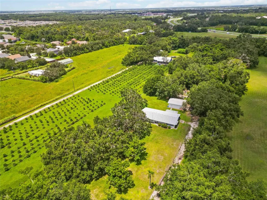 11880 Us Highway 301 N Parrish FL 34219