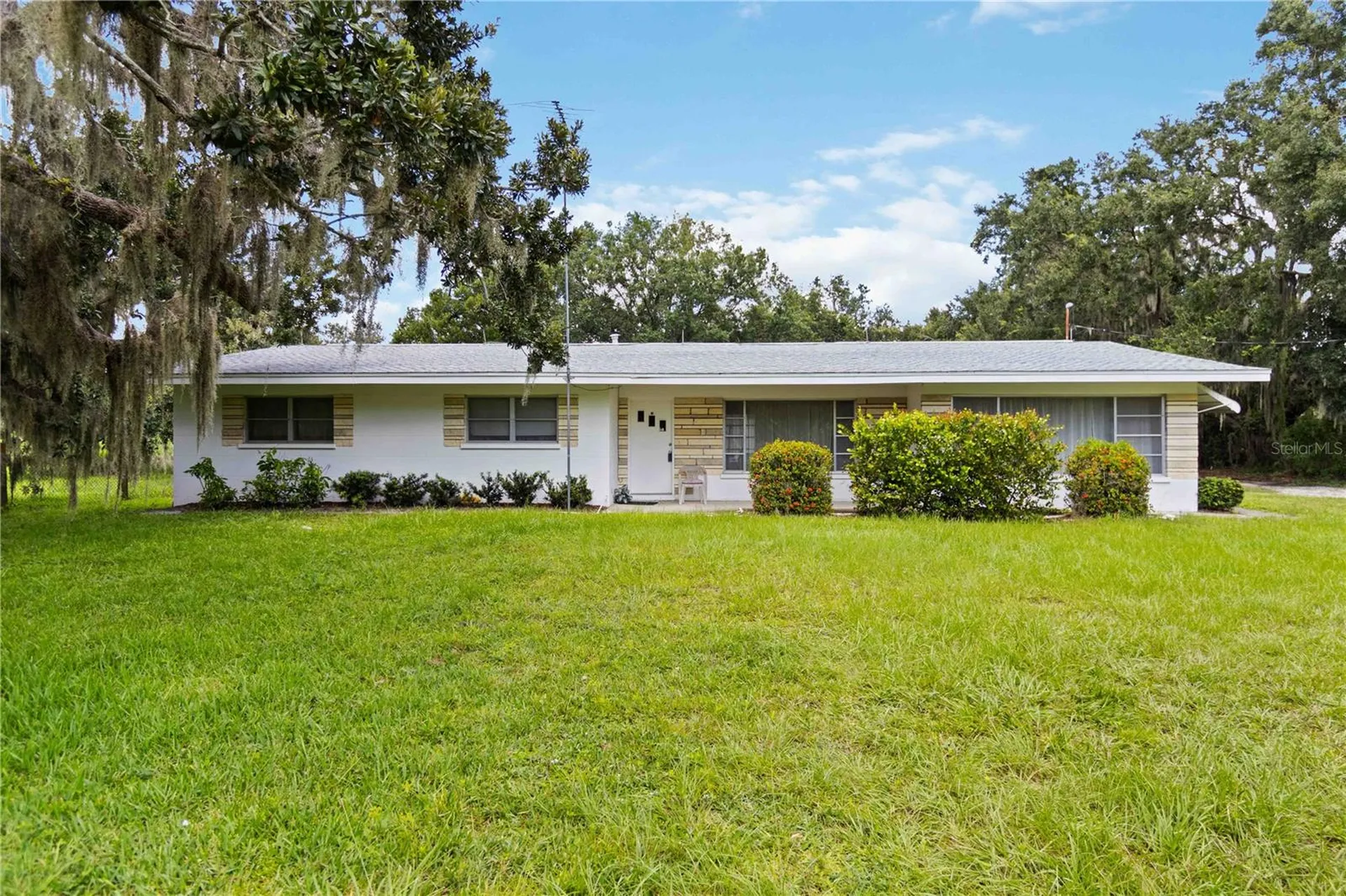 11880 Us Highway 301 N Parrish FL 34219