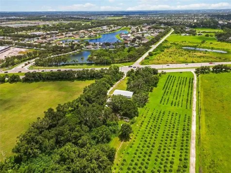 11880 Us Highway 301 N Parrish FL 34219
