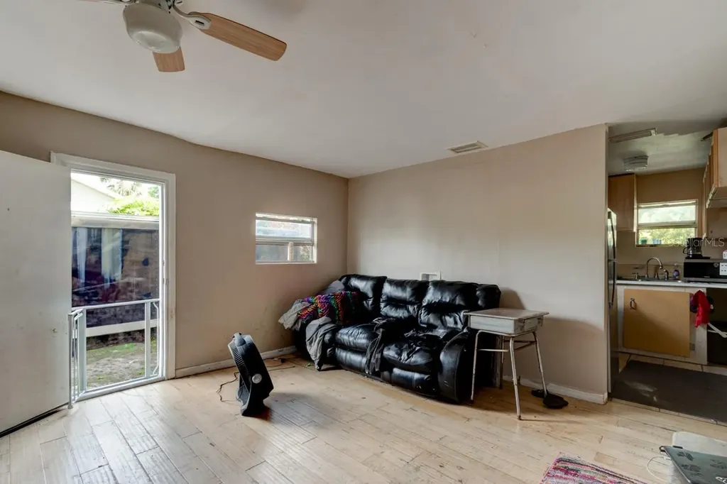 326 Jefferson Street Daytona Beach FL 32114