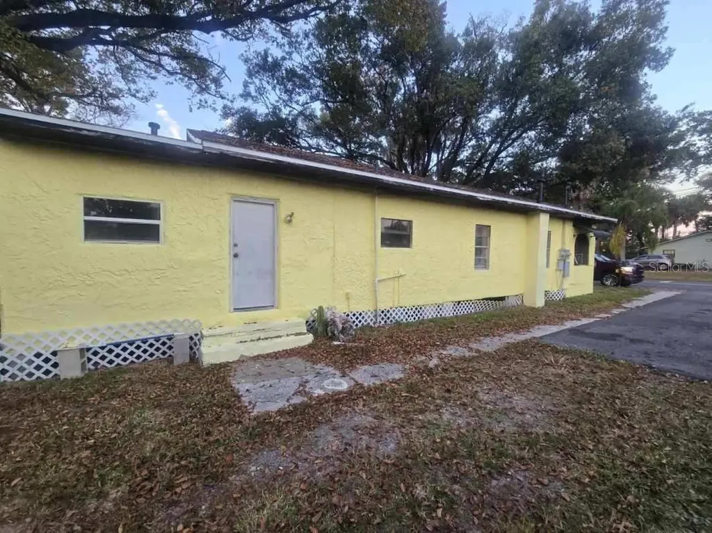 326 Jefferson Street Daytona Beach FL 32114