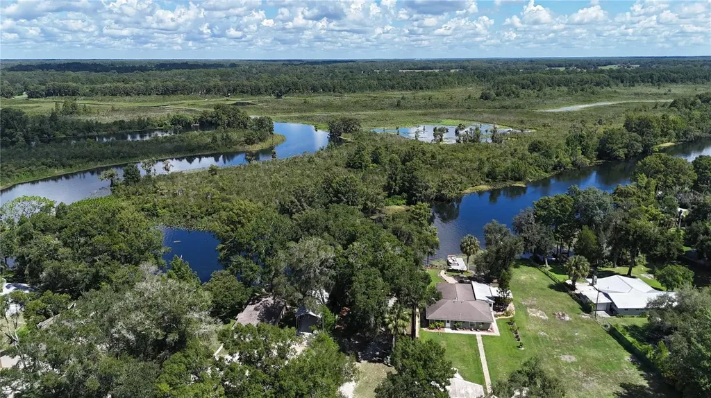3750 Hilltop Dunnellon FL 34433