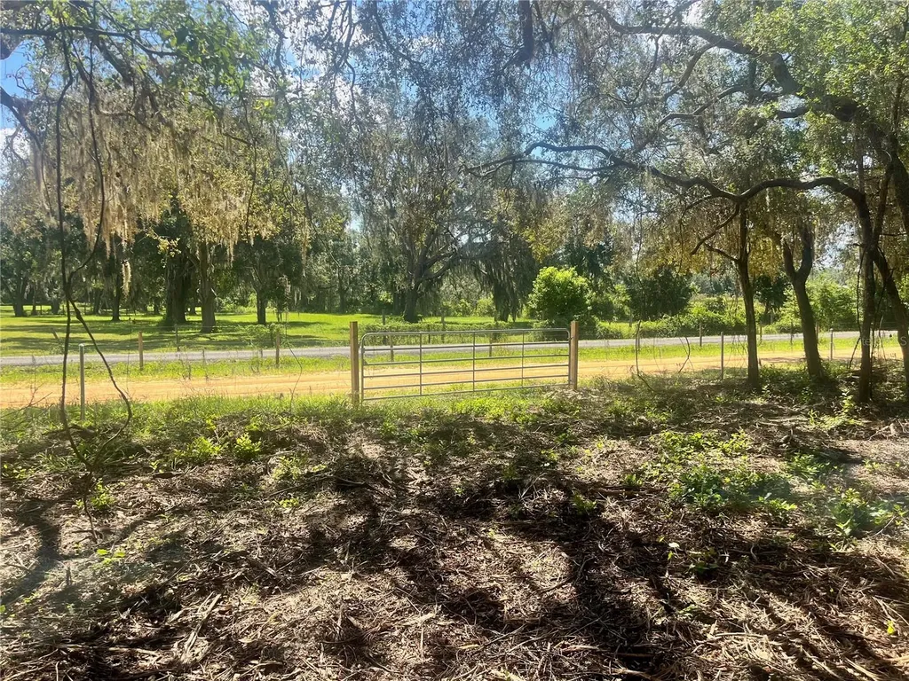 2 Sendcastle Drive Groveland FL 34736