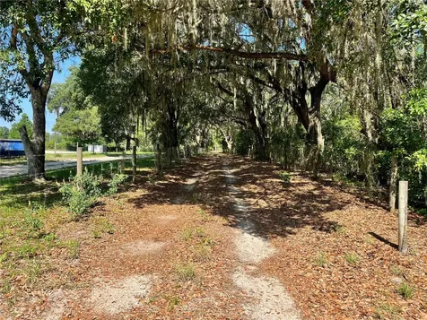 2 Sendcastle Drive Groveland FL 34736