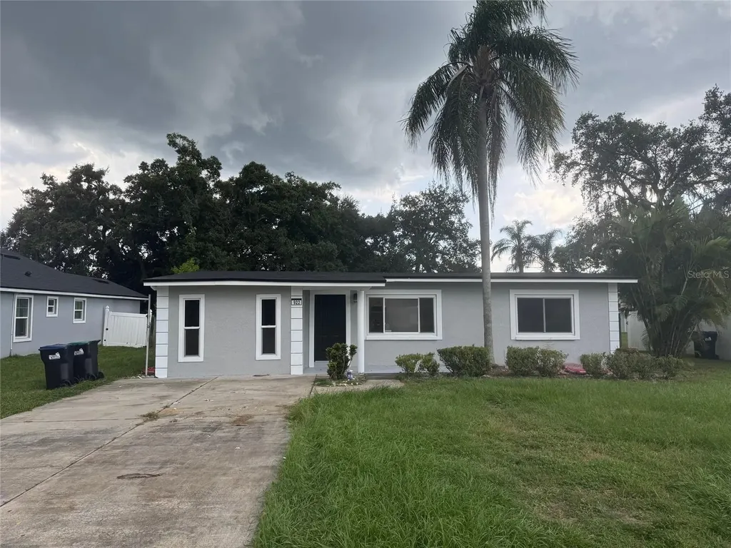 922 Locust Avenue Orlando FL 32809