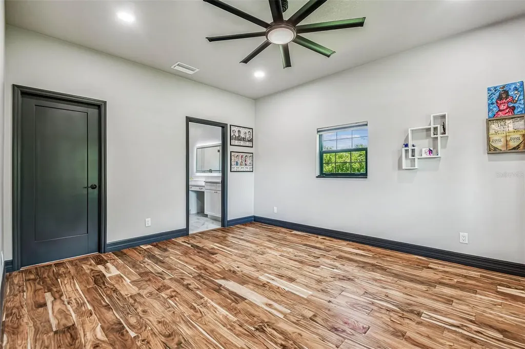 1517 Uncle Buds Lane Lithia FL 33547