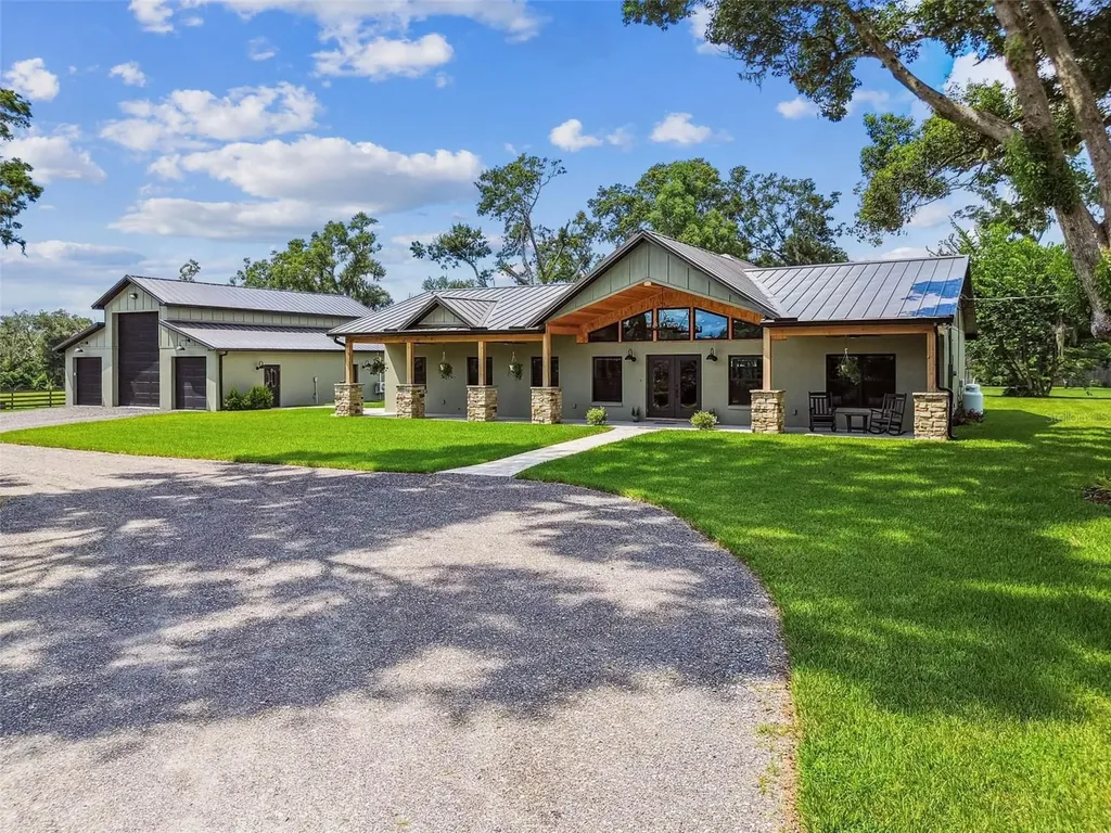 1517 Uncle Buds Lane Lithia FL 33547