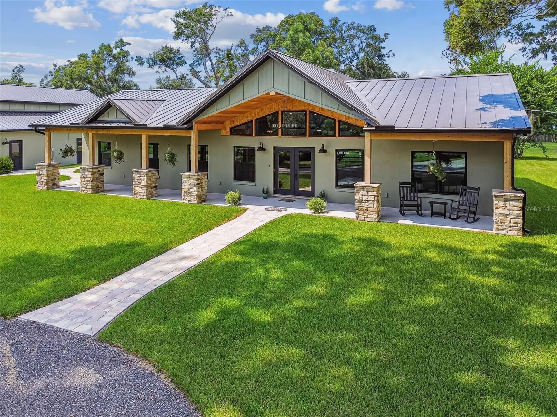 1517 Uncle Buds Lane Lithia FL 33547
