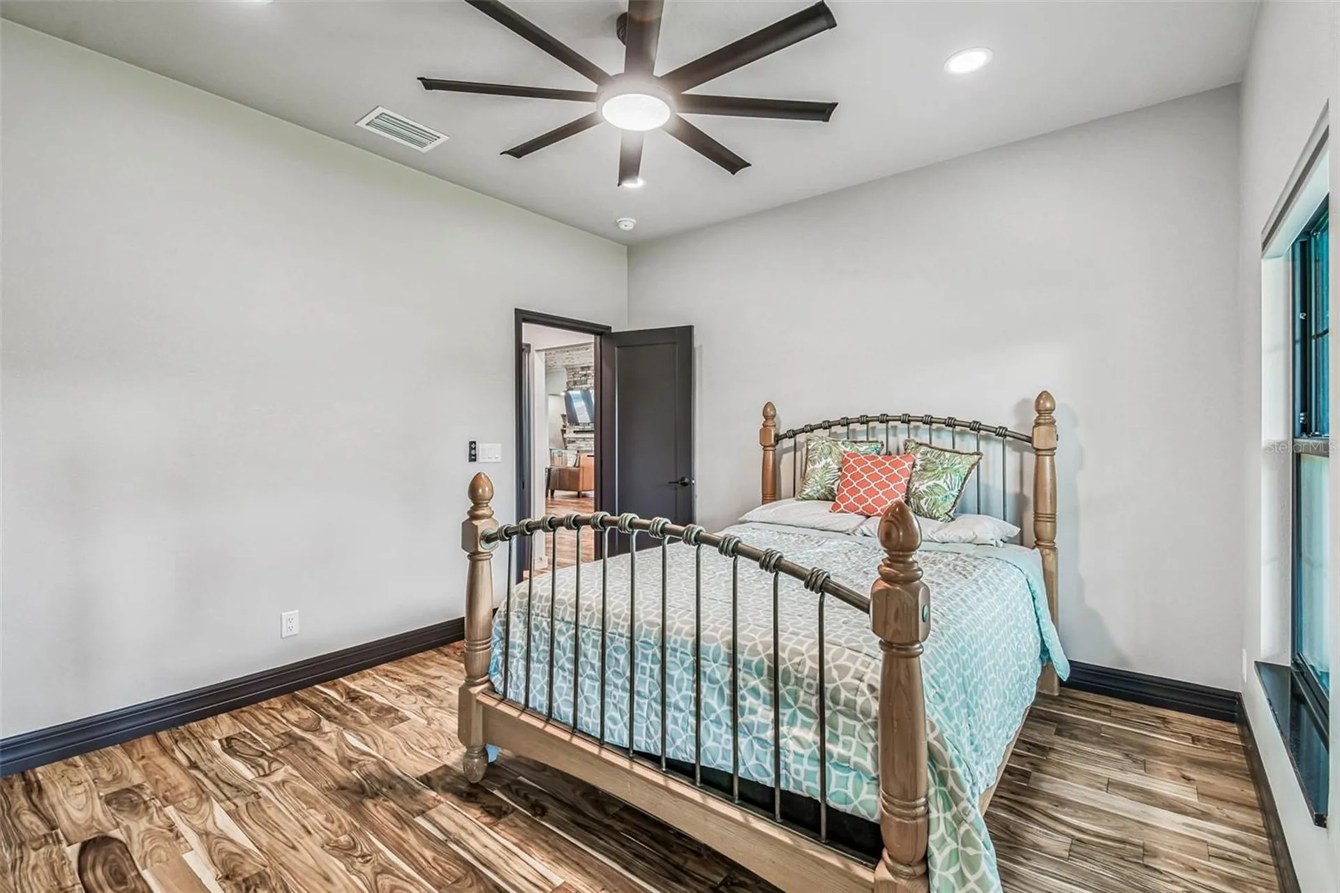 1517 Uncle Buds Lane Lithia FL 33547