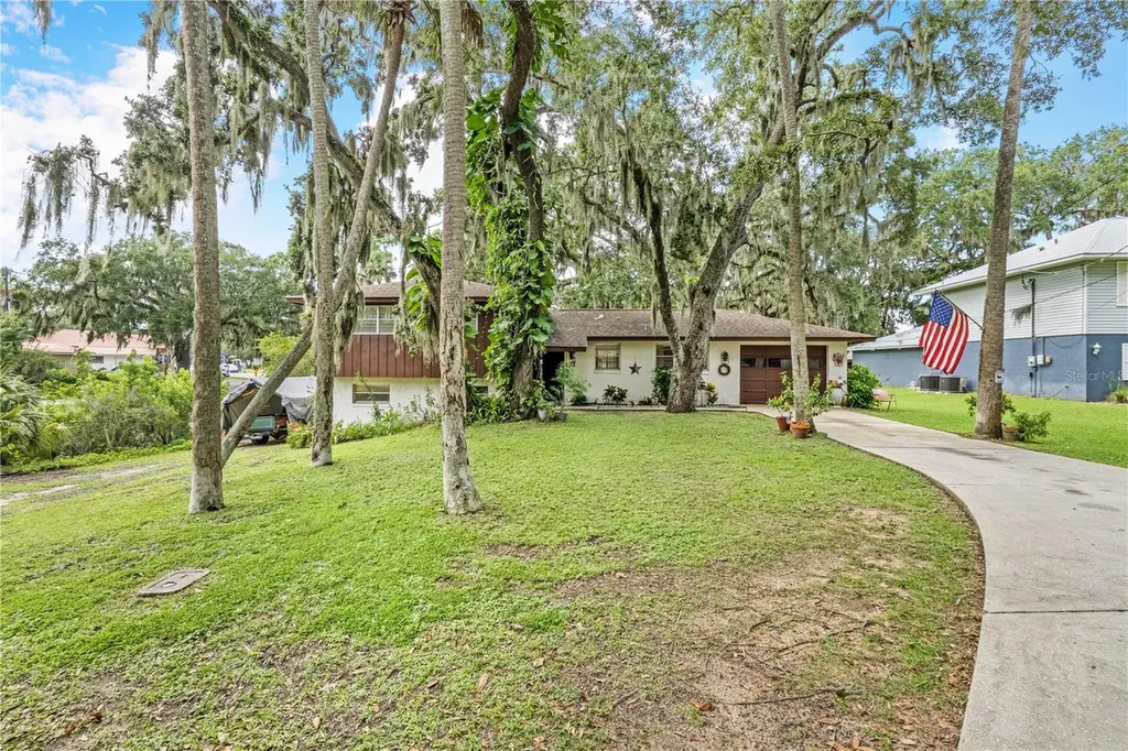 24 Oak Street Port Orange FL 32127