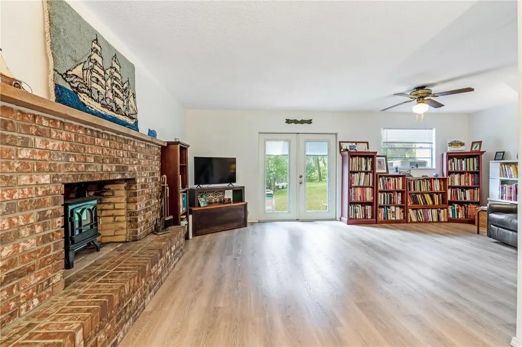 24 Oak Street Port Orange FL 32127