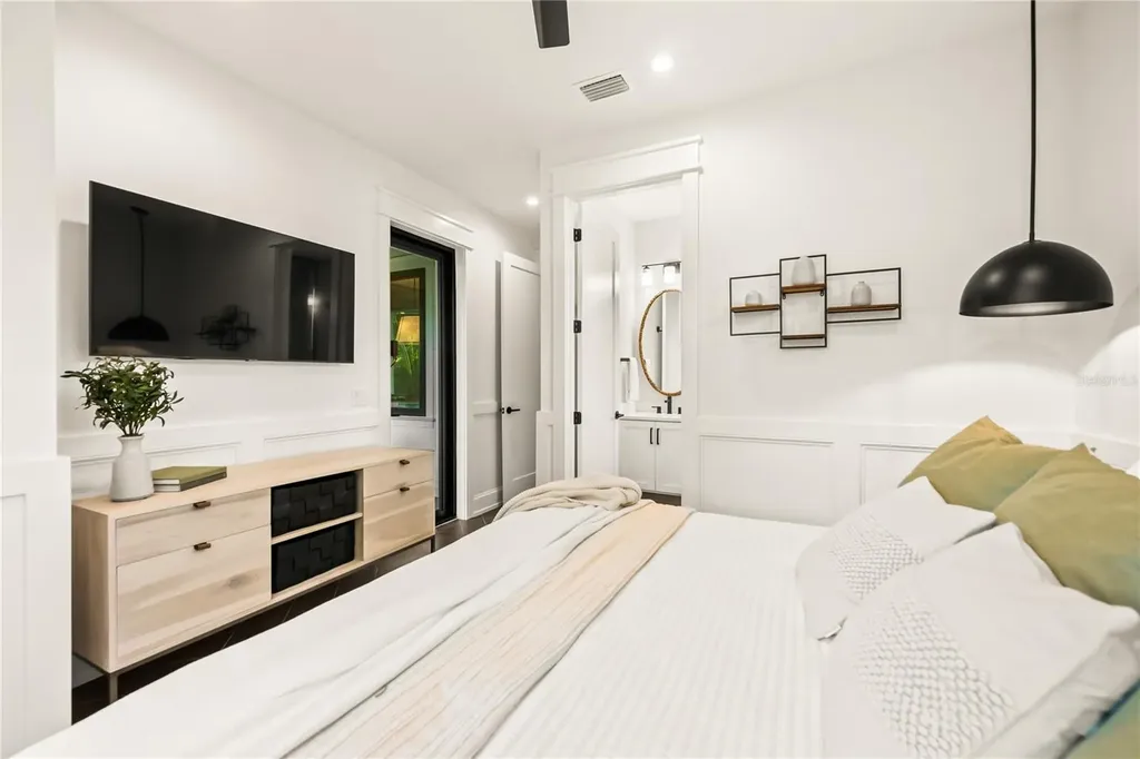 107 Maple Avenue Anna Maria FL 34216