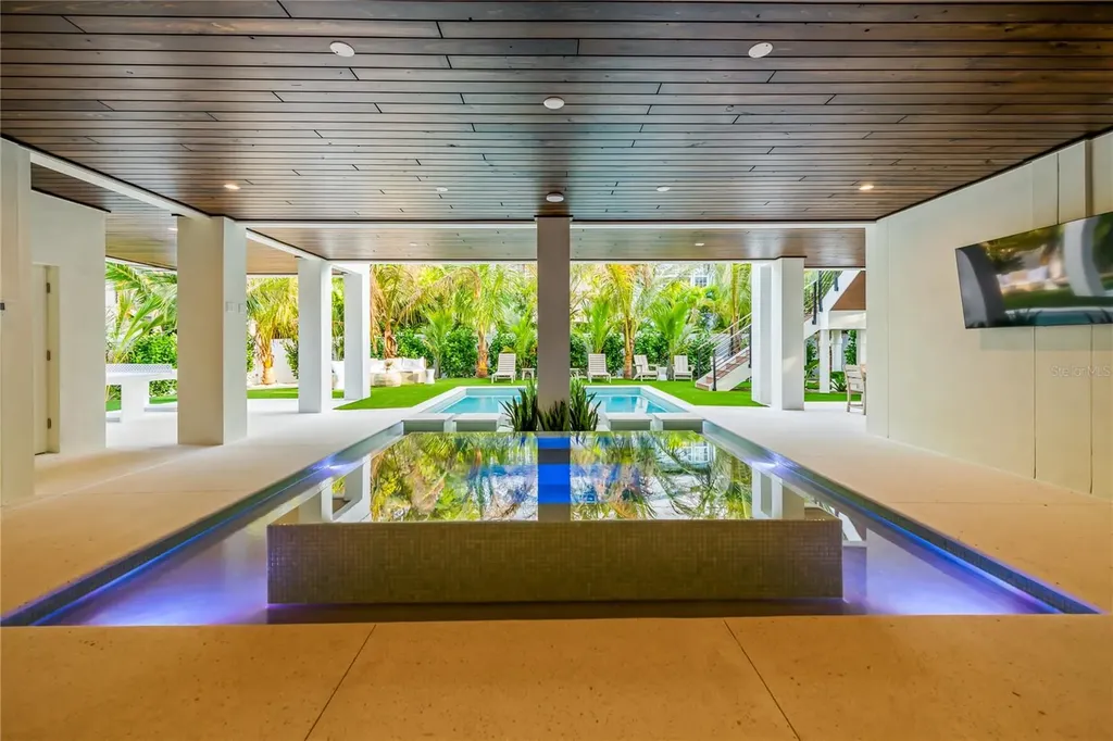 107 Maple Avenue Anna Maria FL 34216